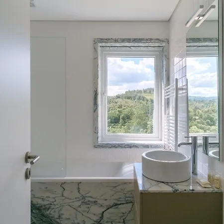 Encosta Do Sobreiro - Serra Da Estrela * Fornos de Algodres