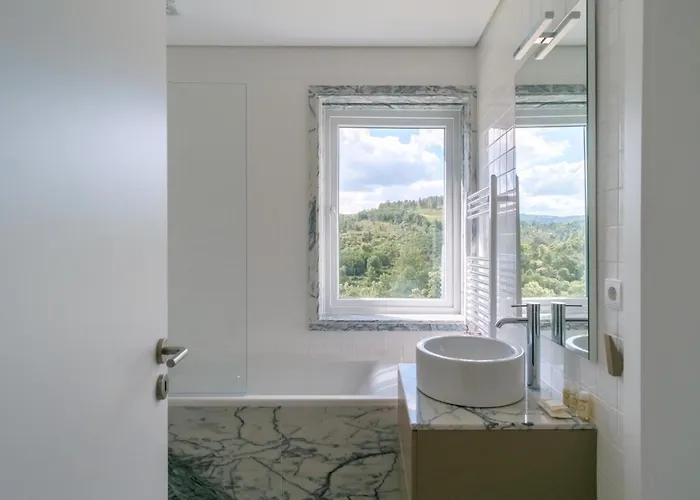 Encosta Do Sobreiro - Serra Da Estrela * Fornos de Algodres